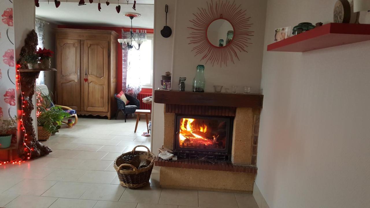 Chez Evelyne Chambre D'Hotes Chez L'Habitant Verdun-sur-Meuse Exteriör bild